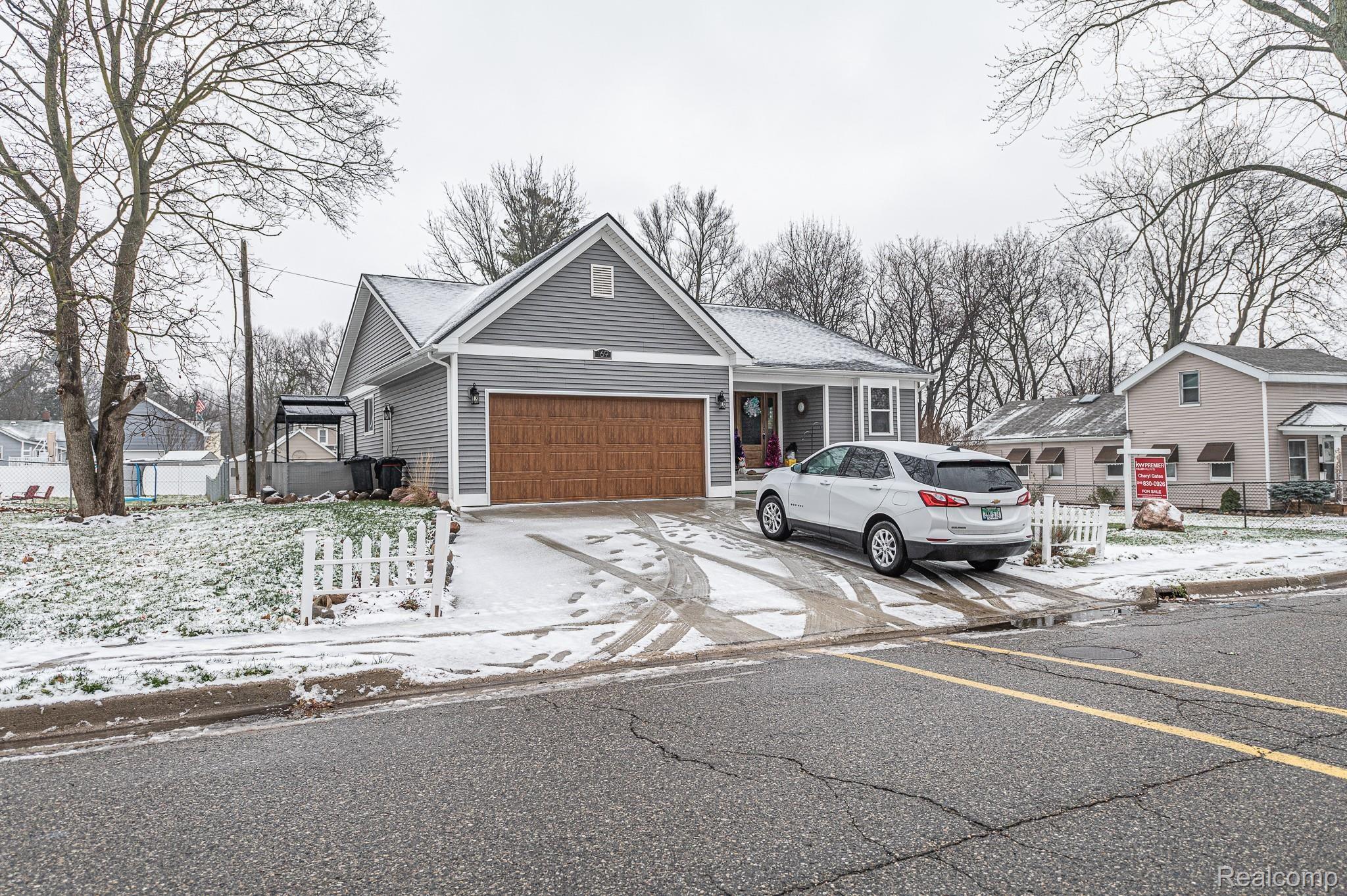 169 Dickenson Street Romeo, MI 48065 - Photo 2 of 47 HardyMediaCompany-223.jpg
