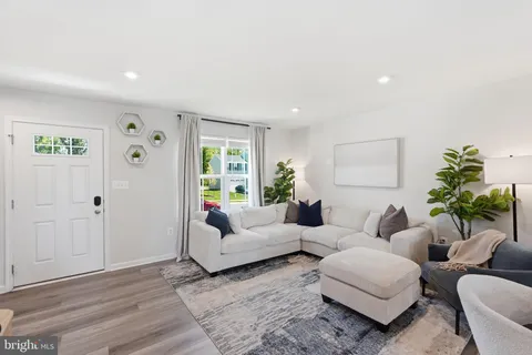 $525,000 | 1704 Nebula Lane, Stafford, VA 22554