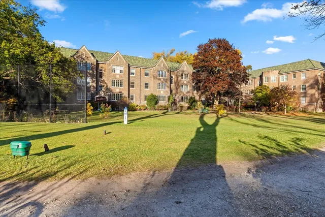 $279,000 | 1216 Central Street, Unit 2W, Evanston, IL 60201