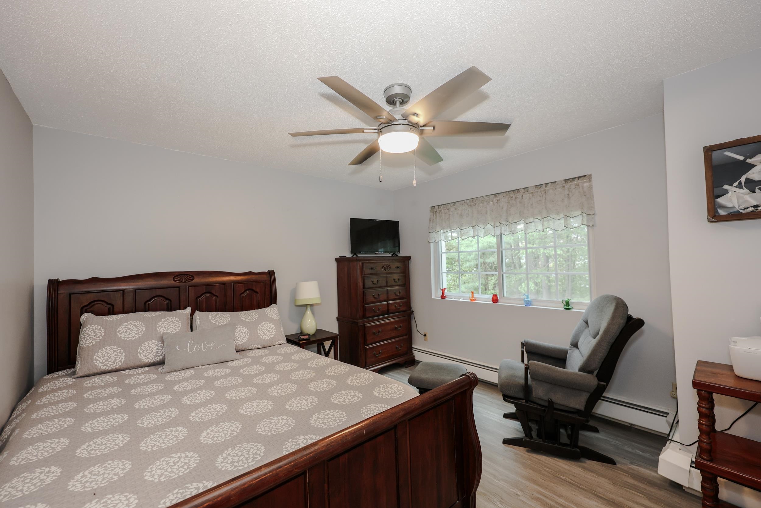 379 Huse Road, Unit 14 Manchester, NH 03103 - Photo 18 of 25