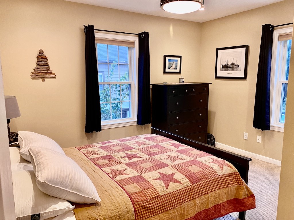 61 Callender Avenue, Unit 2 Newport, RI 02840 - Photo 17 of 25