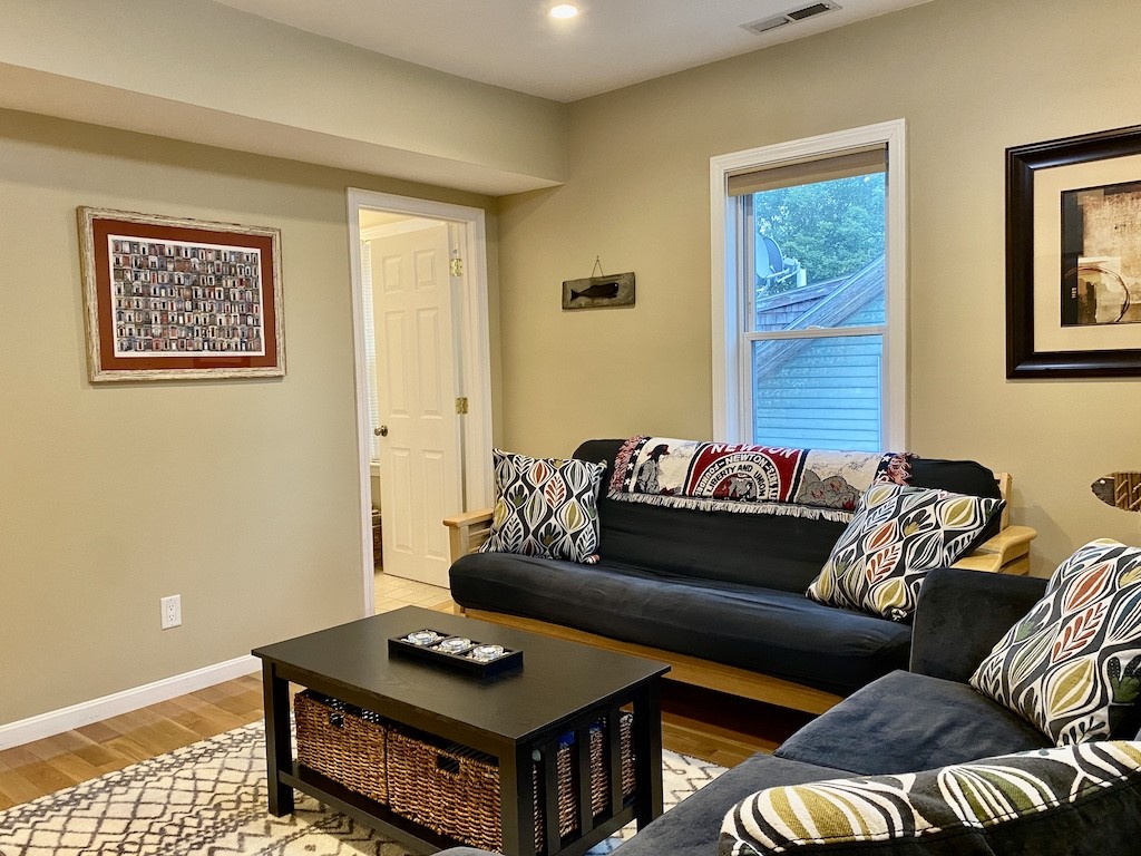 61 Callender Avenue, Unit 2 Newport, RI 02840 - Photo 10 of 25