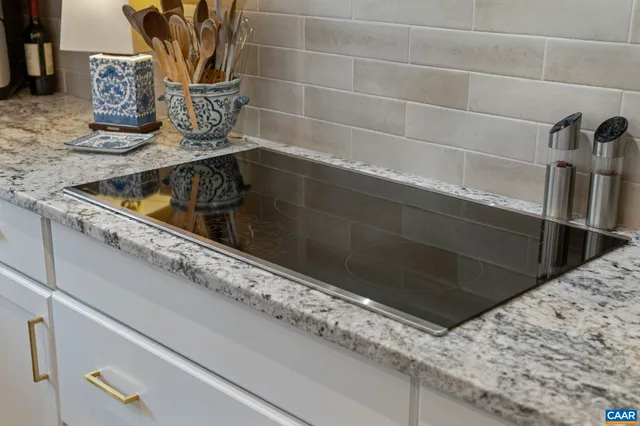 a close view of sink and tap