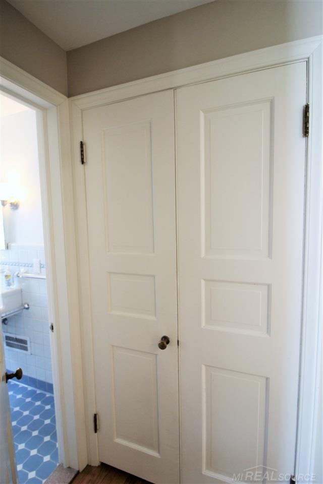 1173 Whittier Road Grosse Pointe, MI 48230 - Photo 54 of 83 50035395-53.JPG