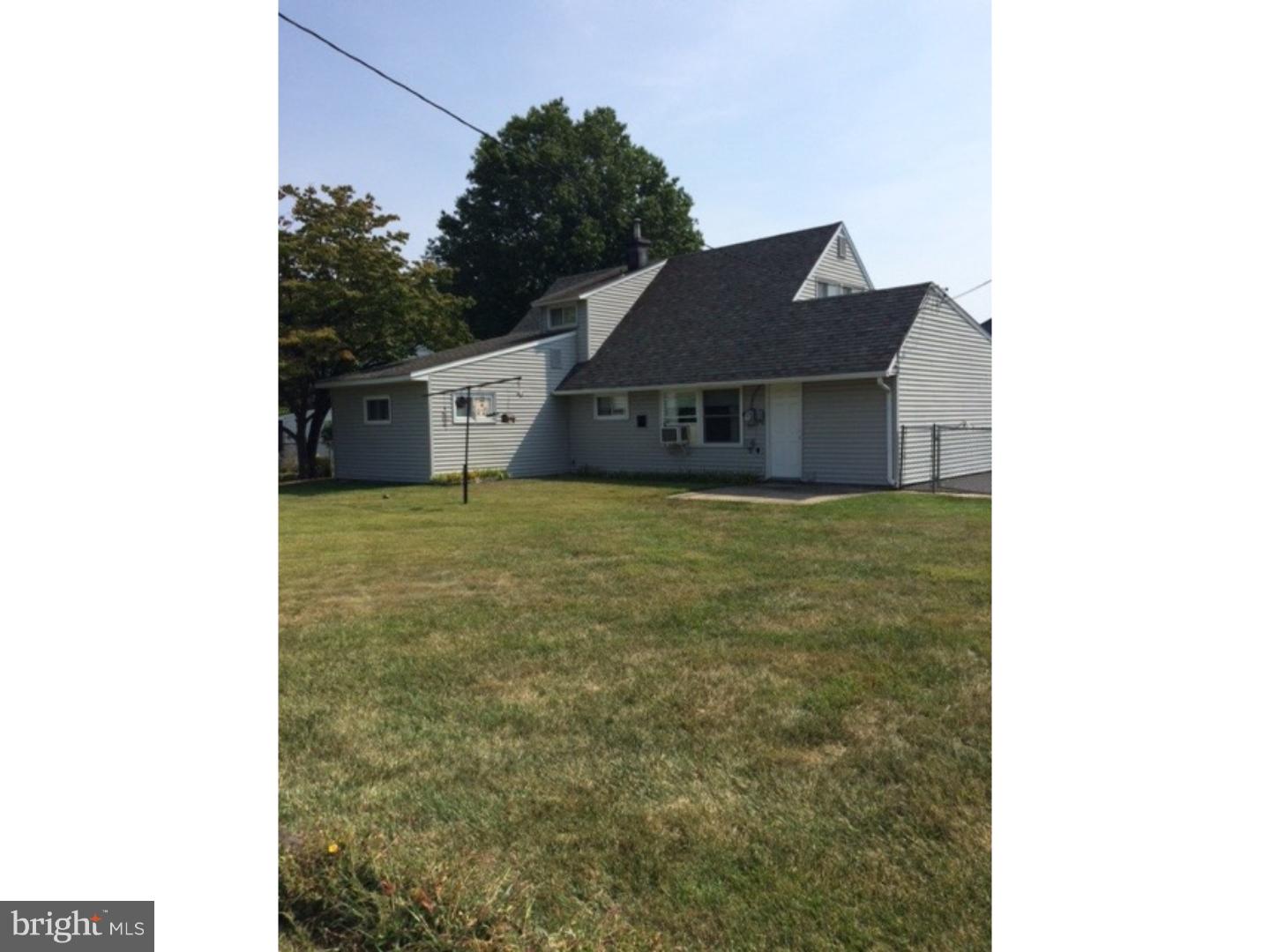95 Cleft Rock Road Levittown, PA 19057 - Photo 2 of 18