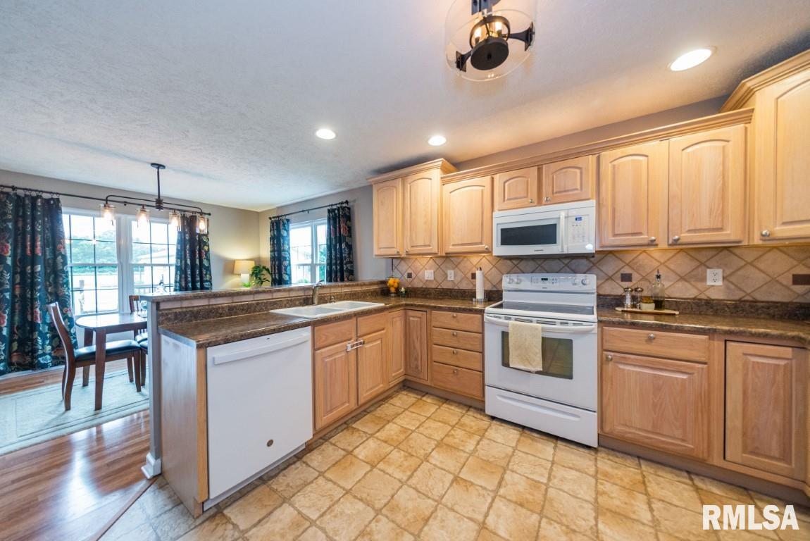 13653 Allen Road Carterville, IL 62918 - Photo 20 of 35 Gallery Image 20