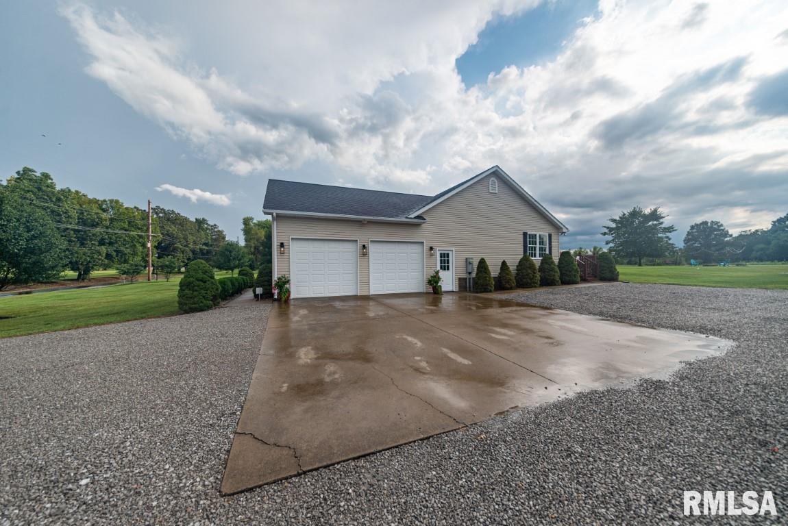 13653 Allen Road Carterville, IL 62918 - Photo 4 of 35 Gallery Image 4