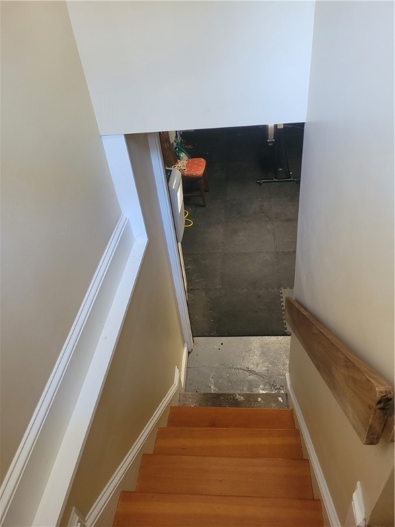50 Old Fort Road Newport, RI 02840 - Photo 35 of 48 entry from Mudroom to Basement