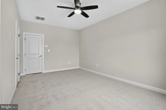 $3,400 | 44692 Collingdale Terrace, Ashburn, VA 20147