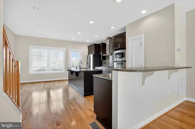 $3,400 | 44692 Collingdale Terrace, Ashburn, VA 20147