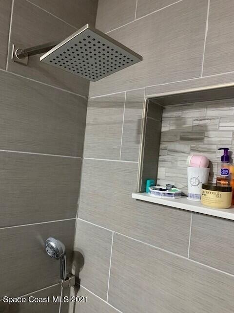 2450 Allan Adale Road Melbourne, FL 32935 - Photo 20 of 29 shower head