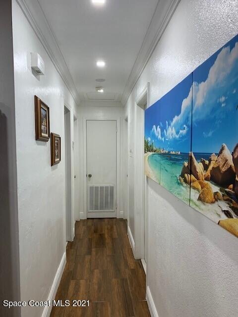 2450 Allan Adale Road Melbourne, FL 32935 - Photo 23 of 29 hallway