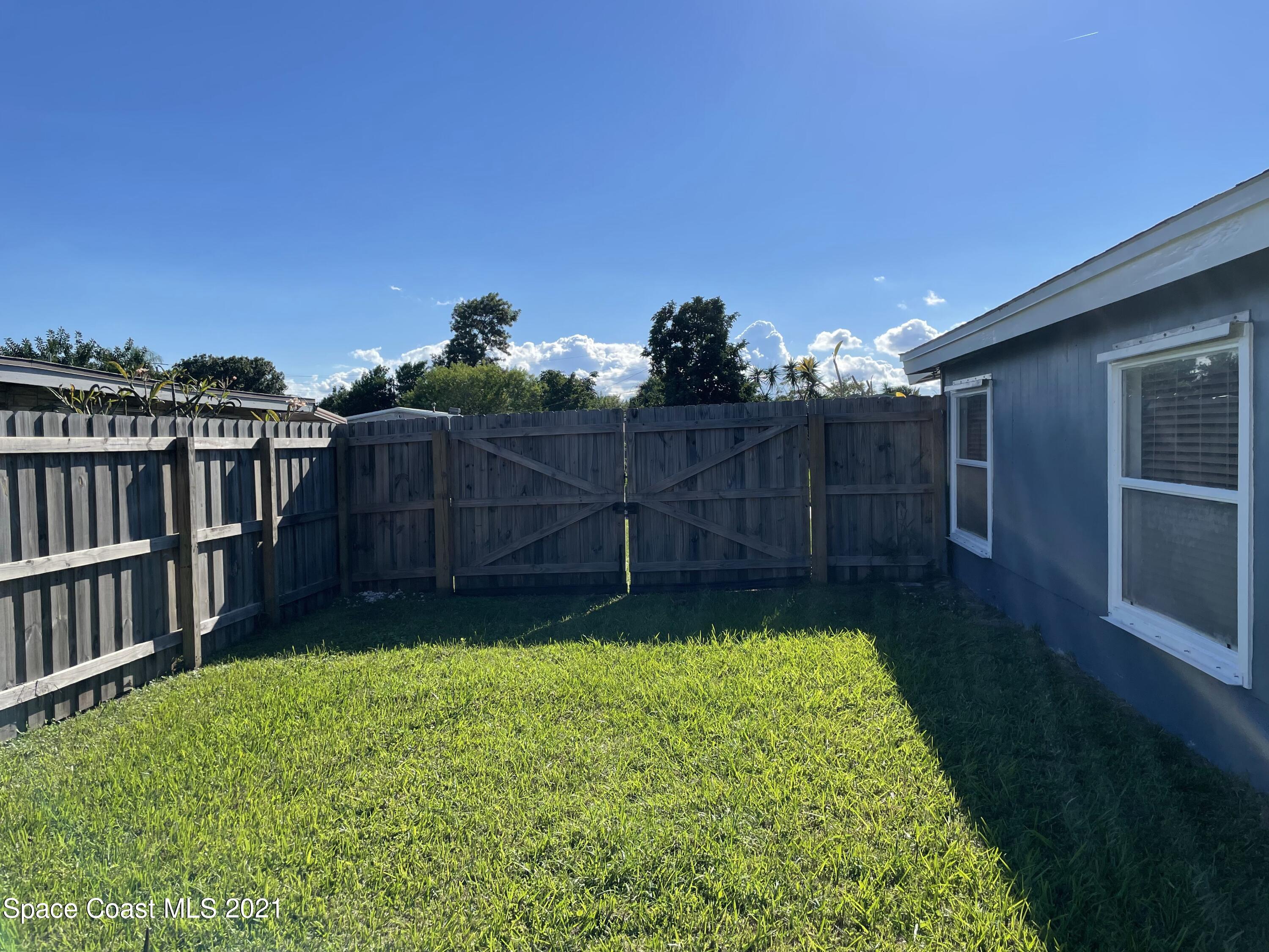 2450 Allan Adale Road Melbourne, FL 32935 - Photo 8 of 29 IMG_3189