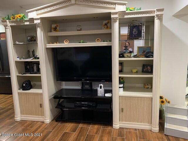2450 Allan Adale Road Melbourne, FL 32935 - Photo 10 of 29 Living area