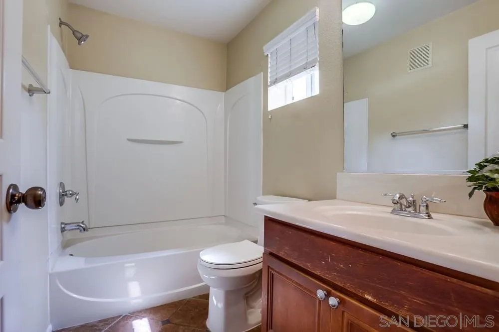455 Almond Road San Marcos, CA 92078 - Photo 22 of 35 Gallery Image 22