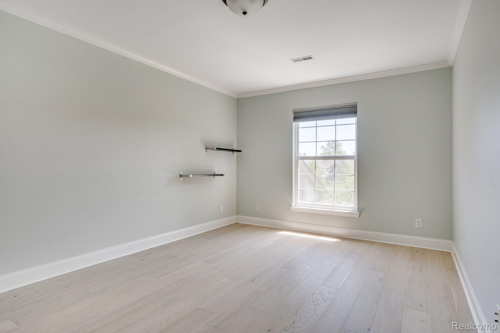 3570 Oakmonte Boulevard, Unit 100 Rochester, MI 48306 - Photo 23 of 29 Gallery Image 23