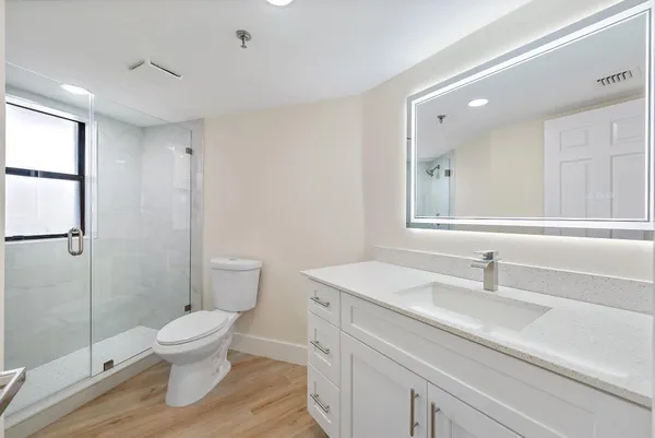 $649,000 | 19800 Sandpointe Bay Drive, Unit 406, Tequesta, FL 33469