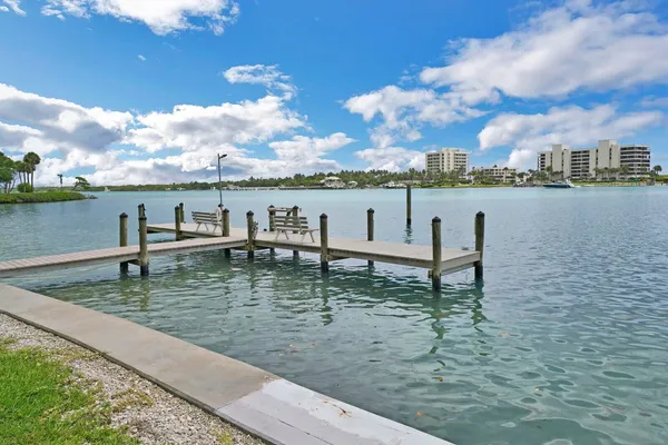 $649,000 | 19800 Sandpointe Bay Drive, Unit 406, Tequesta, FL 33469