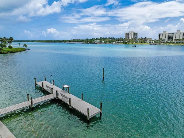 $649,000 | 19800 Sandpointe Bay Drive, Unit 406, Tequesta, FL 33469