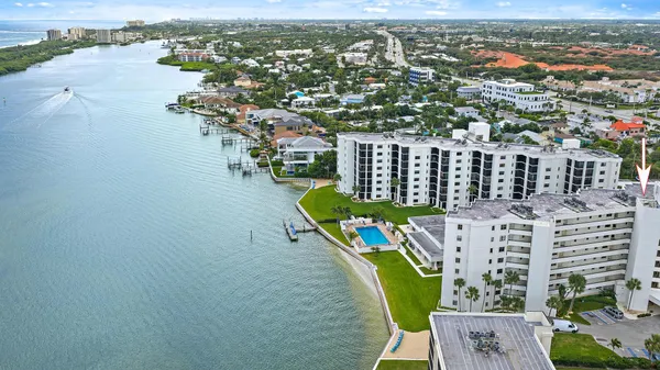 $649,000 | 19800 Sandpointe Bay Drive, Unit 406, Tequesta, FL 33469