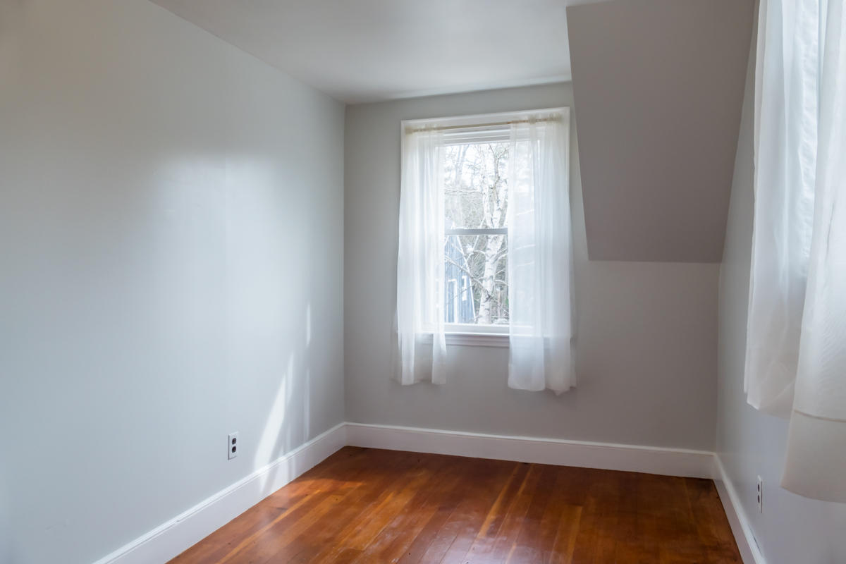 116 Pownal Road Freeport, ME 04032 - Photo 26 of 43 30-2nd Bedroom (2 of 3)