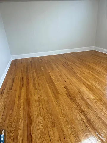 $2,550 | 337 Broad Avenue, Unit 2, Leonia, NJ 07605