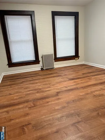 $2,550 | 337 Broad Avenue, Unit 2, Leonia, NJ 07605