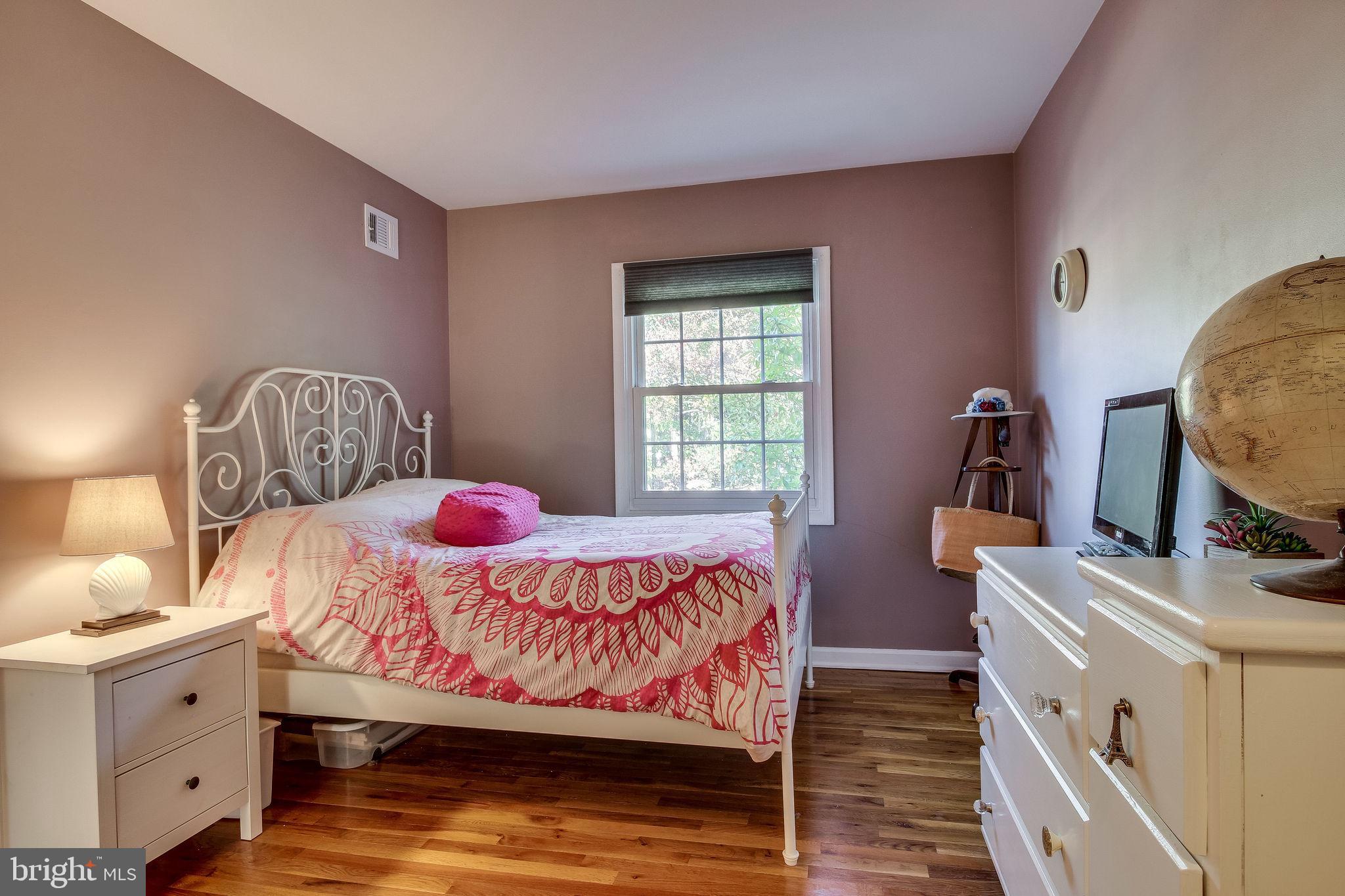 8344 Wickham Road Springfield, VA 22152 - Photo 29 of 72 Bedroom 1