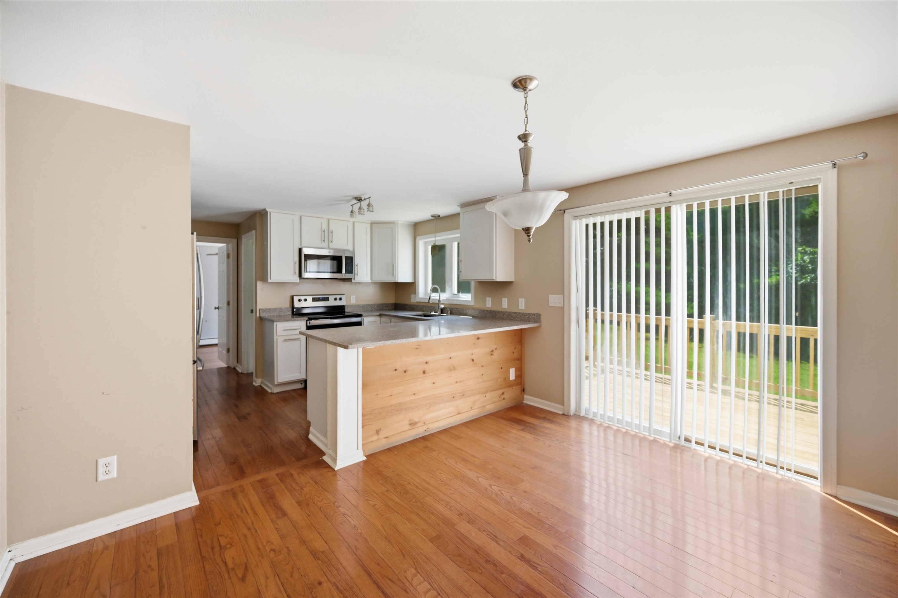 9 Crane Crossing Road, Unit 51 Plaistow, NH 03865 - Photo 7 of 35