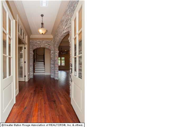 2952 Rue Dauphine Baton Rouge, LA 70810 - Photo 4 of 32 Gallery Image 4