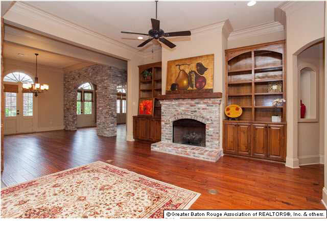 2952 Rue Dauphine Baton Rouge, LA 70810 - Photo 10 of 32 Gallery Image 10