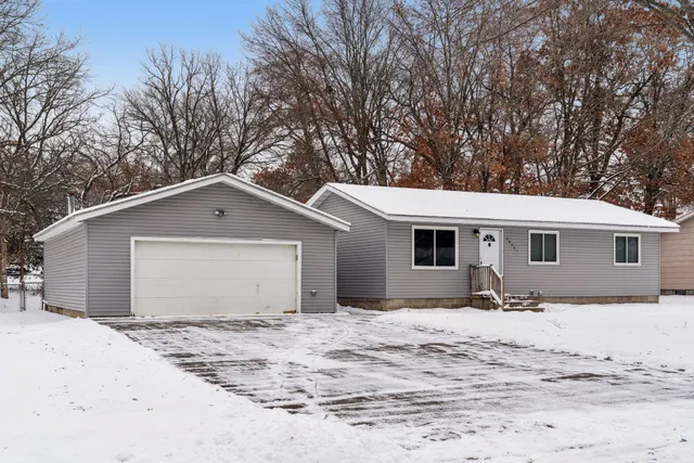 $285,000 | 26261 7th Street West, Zimmerman, MN 55398
