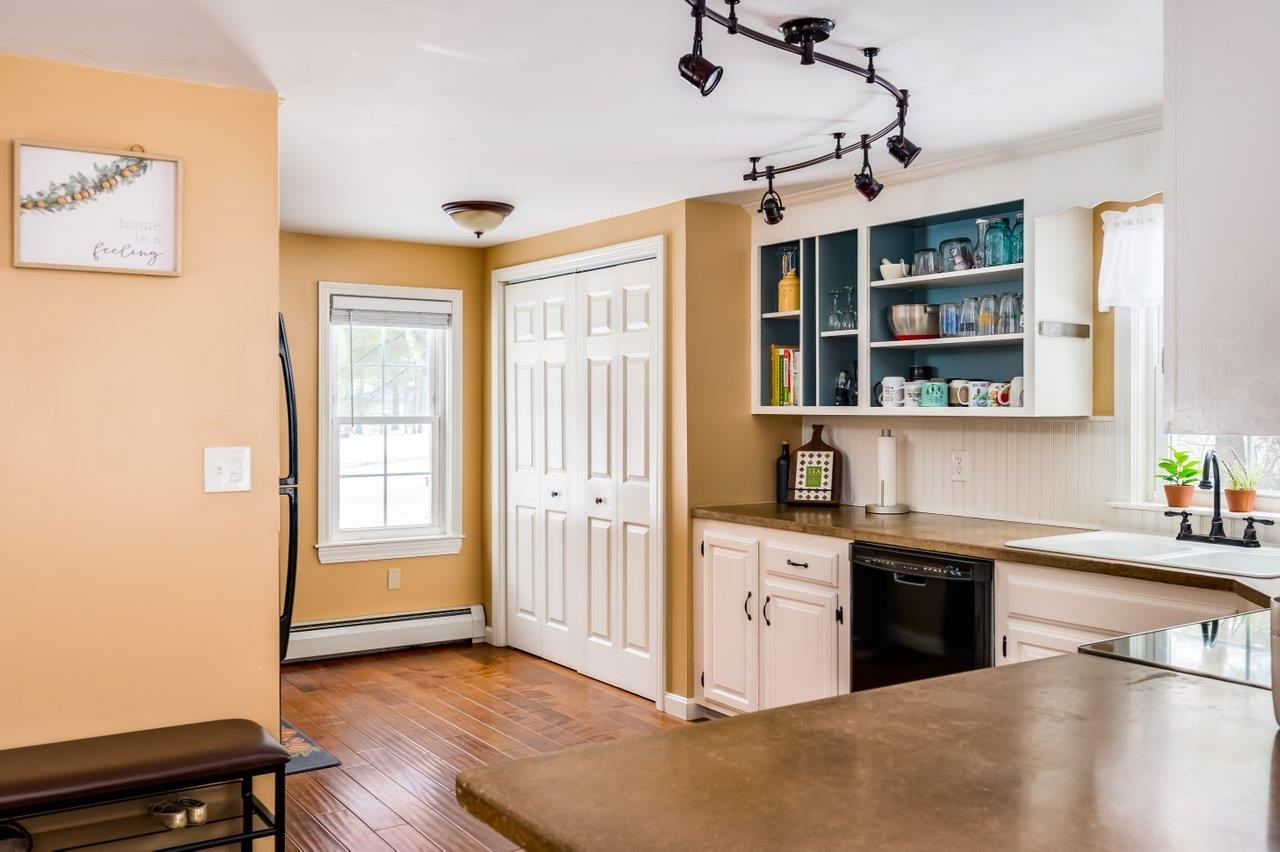 22 Tall Pine Road Berwick, ME 03901 - Photo 8 of 38 Gallery Image 8