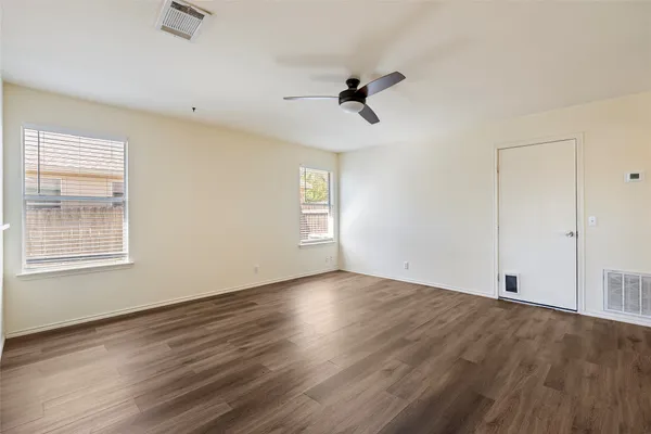 $1,750 | 348 Atlantis, Kyle, TX 78640