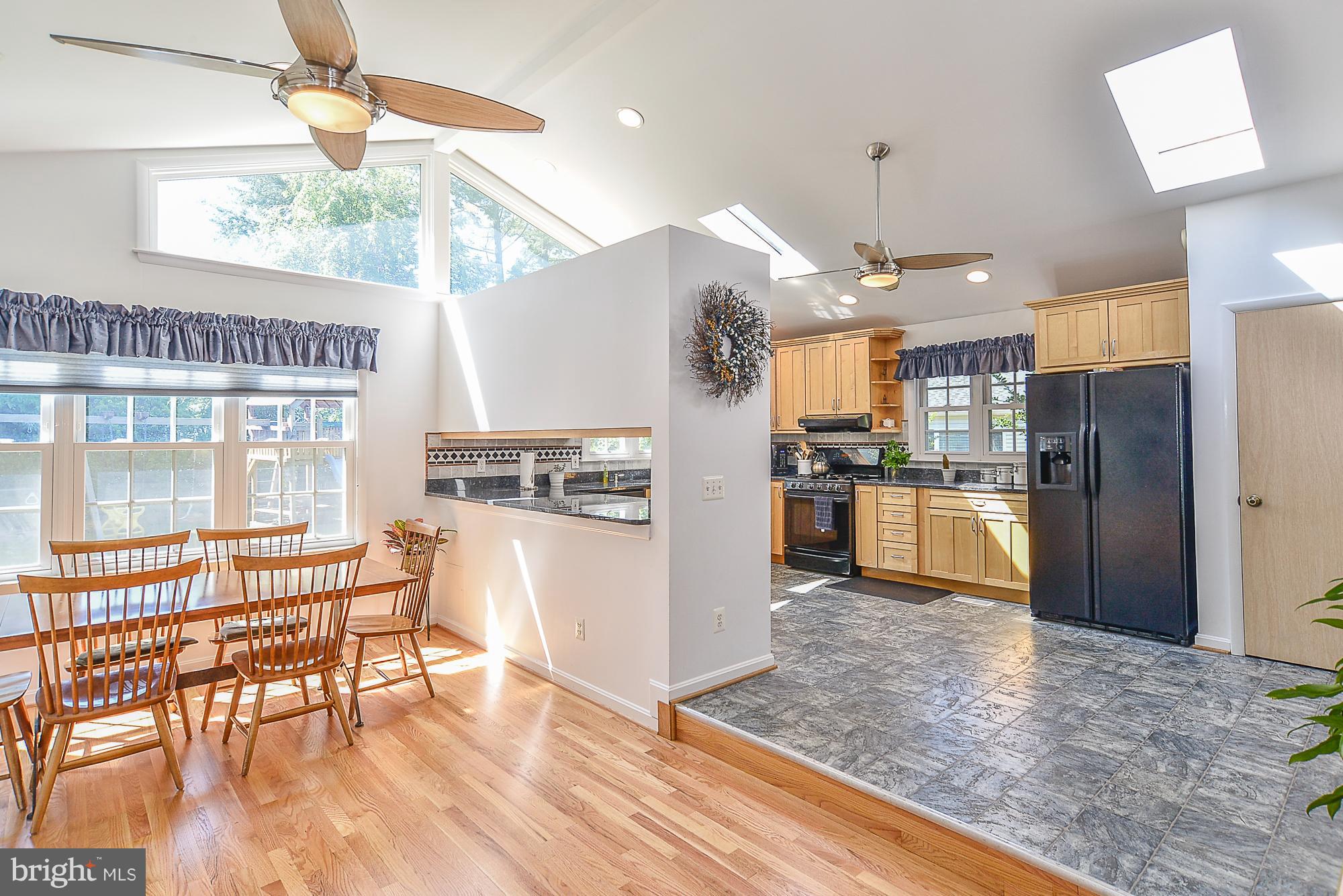 631 Tazewell Road Northwest Vienna, VA 22180 - Photo 13 of 30 Interior (General)