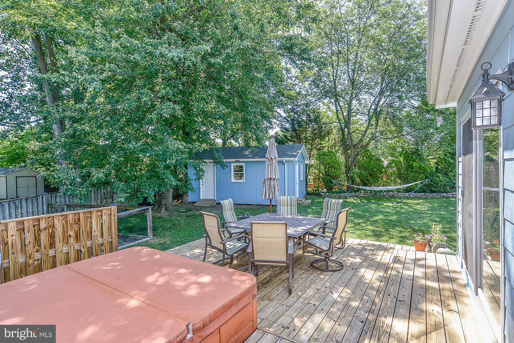 631 Tazewell Road Northwest Vienna, VA 22180 - Photo 26 of 30 Exterior (Deck with hot tubRear)