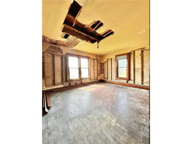 $159,000 | 83025 160th Street, Sacred Heart, MN 56285