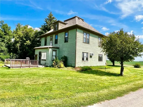 $149,900 | 83025 160th Street, Sacred Heart, MN 56285