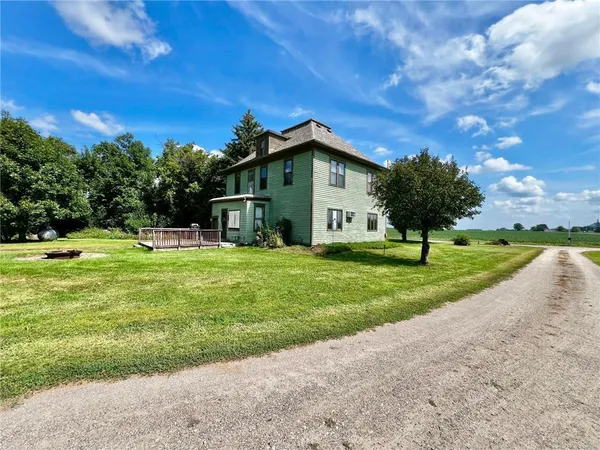 $149,900 | 83025 160th Street, Sacred Heart, MN 56285