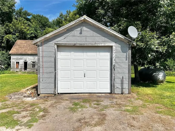 $149,900 | 83025 160th Street, Sacred Heart, MN 56285