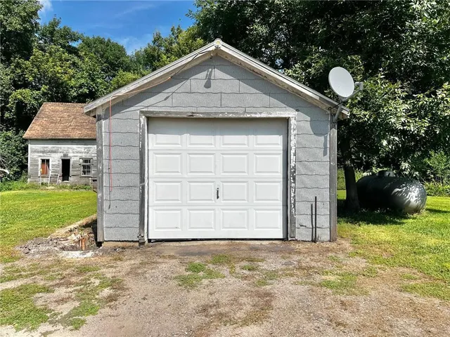 $159,000 | 83025 160th Street, Sacred Heart, MN 56285