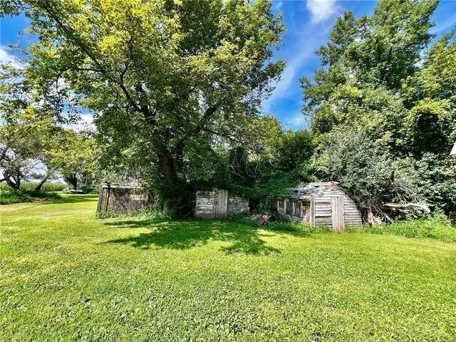 $159,000 | 83025 160th Street, Sacred Heart, MN 56285