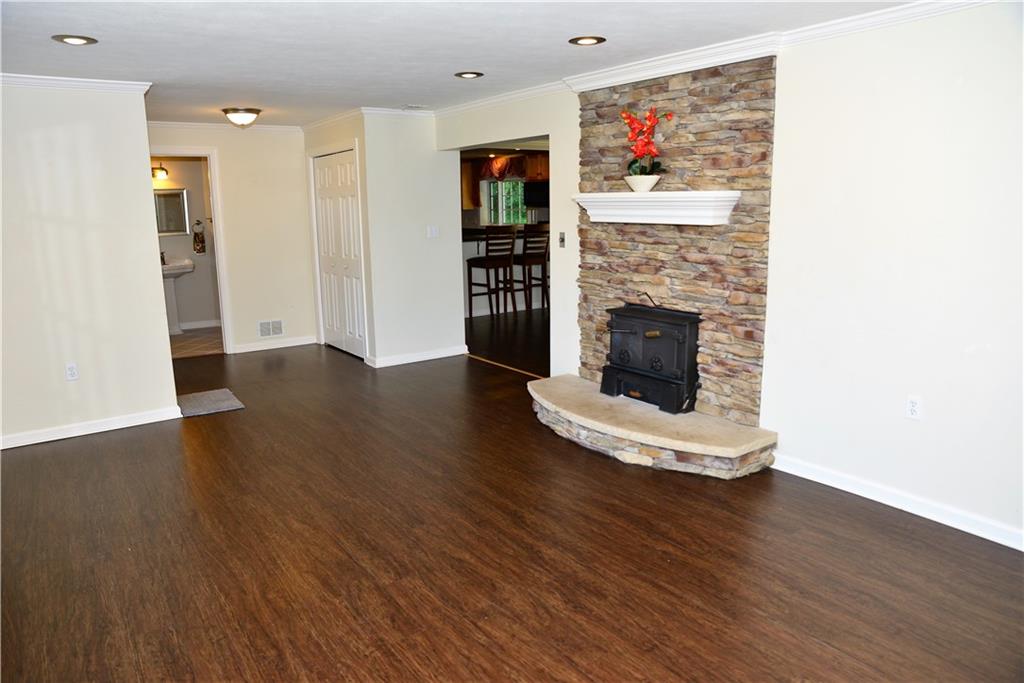 461 Amsler Ridge Road Sewickley, PA 15143 - Photo 4 of 25