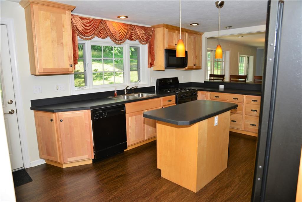 461 Amsler Ridge Road Sewickley, PA 15143 - Photo 8 of 25
