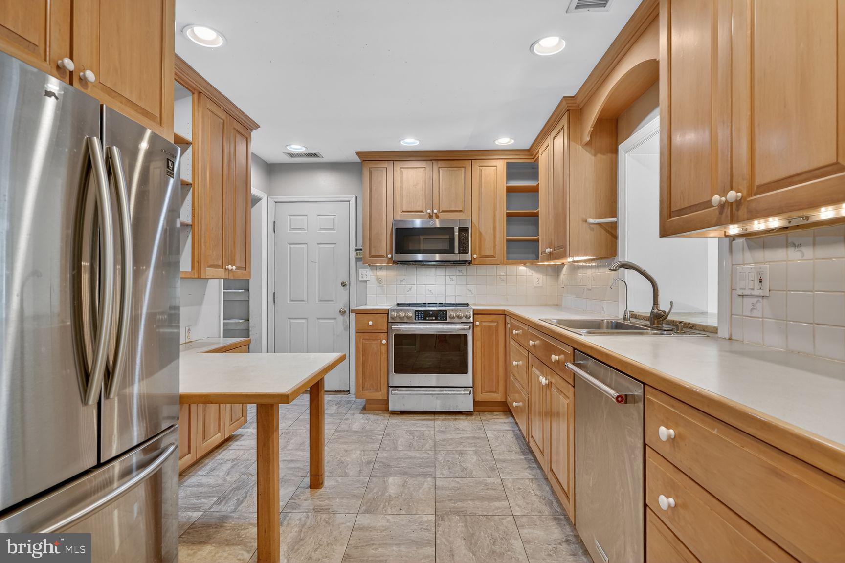 3029 Ramblewood Road Ellicott City, MD 21042 - Photo 6 of 21 The kitchen awaits your personal updates