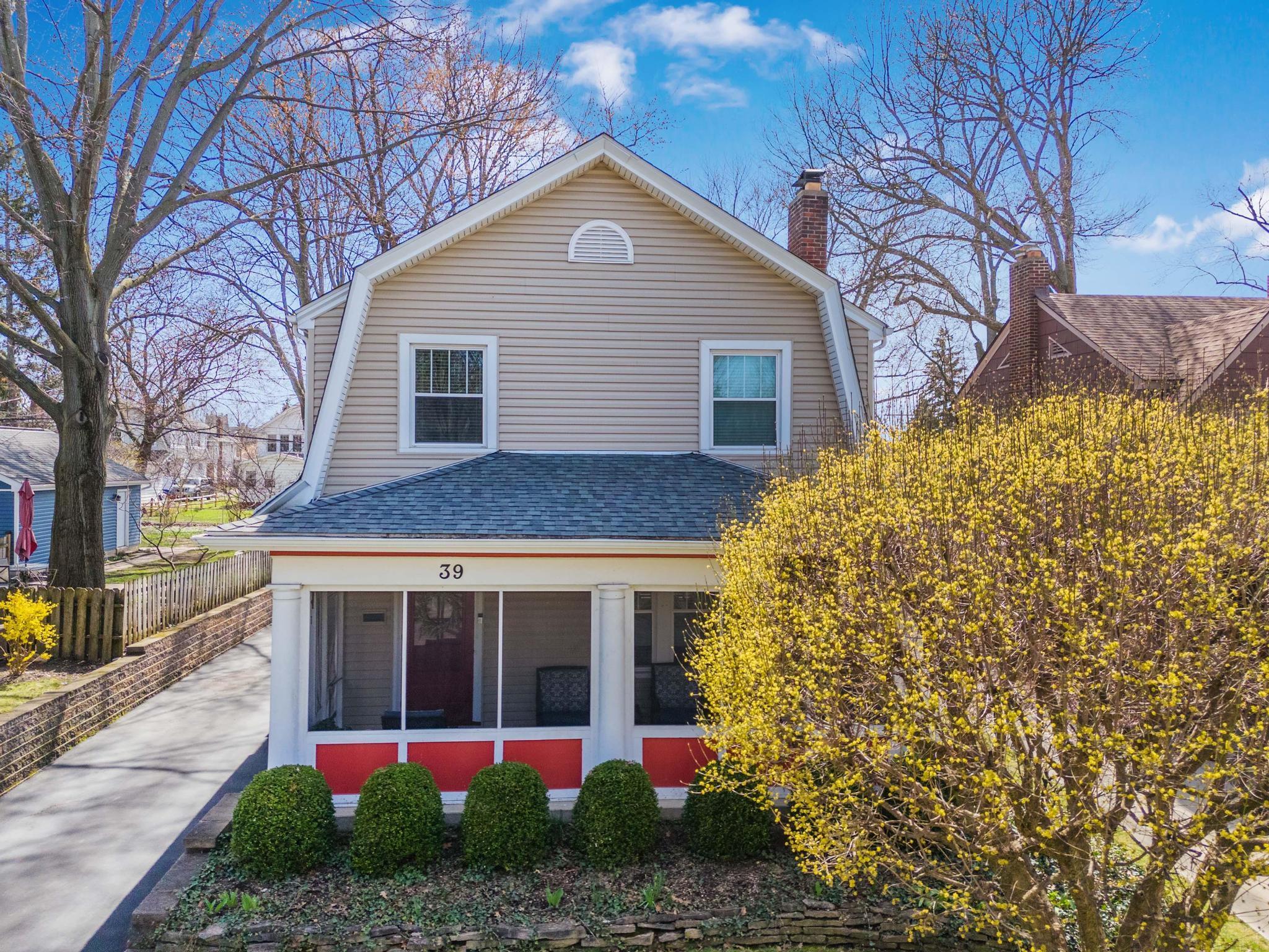 39 East Torrence Road Columbus, OH 43214 - Photo 7 of 61 DJI_20240325141029_0057_D