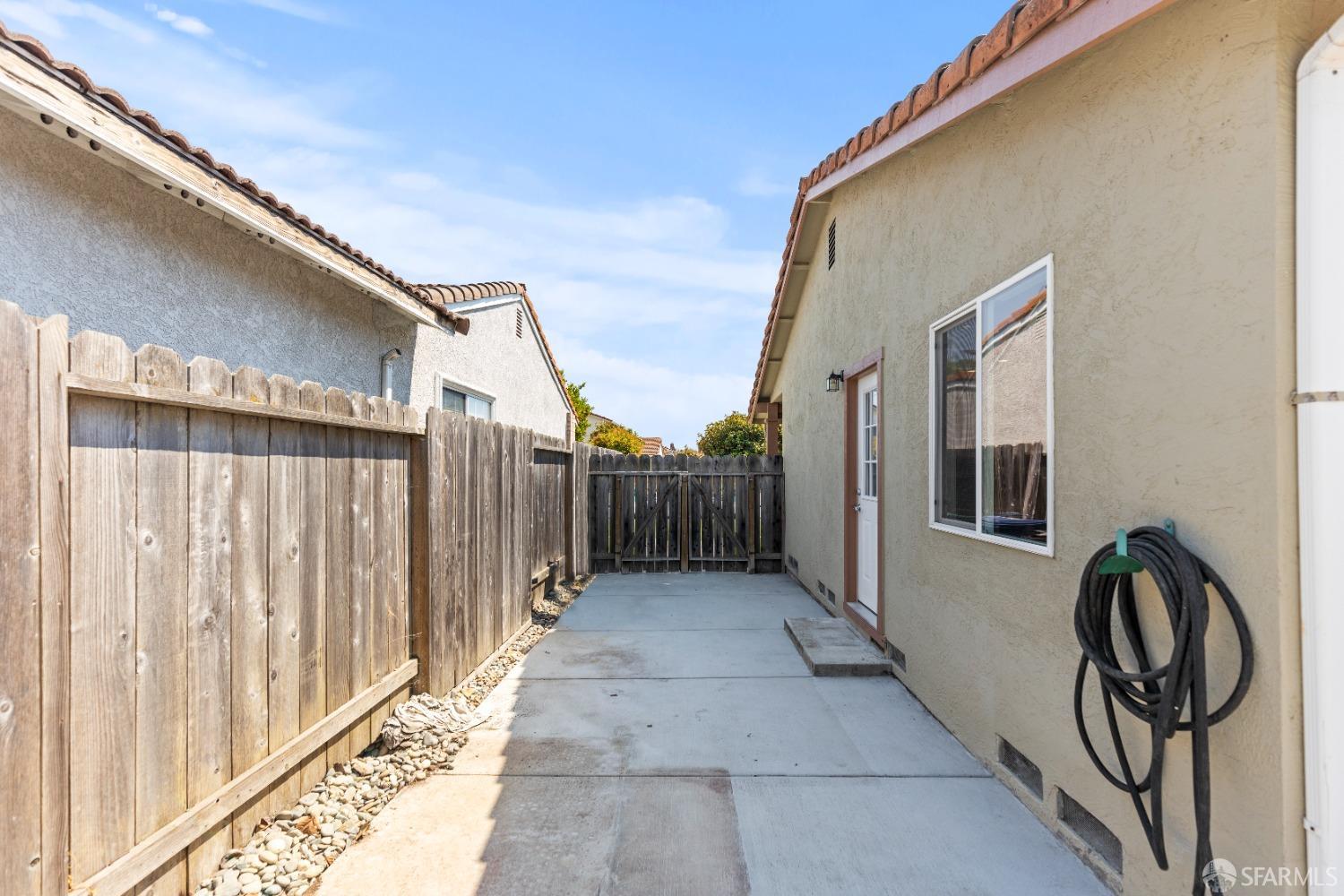 2445 Cabrillo Drive Hayward, CA 94545 - Photo 39 of 49