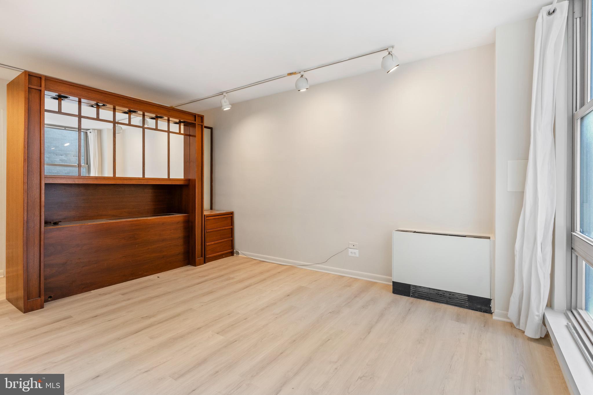 1260 21st Street Northwest, Unit 709 Washington, DC 20036 - Photo 6 of 11