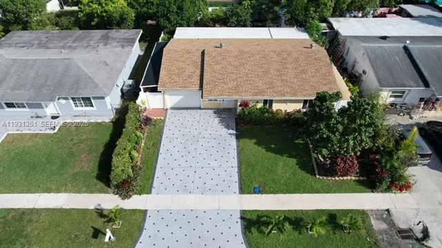 $3,000 | North Lauderdale Village, North Lauderdale, FL 33068