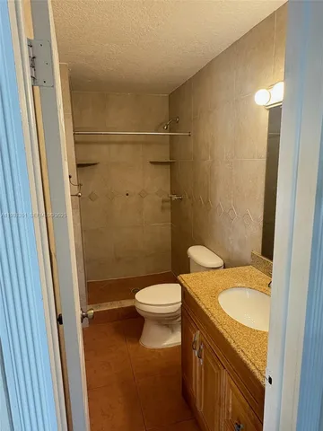 $3,000 | North Lauderdale Village, North Lauderdale, FL 33068